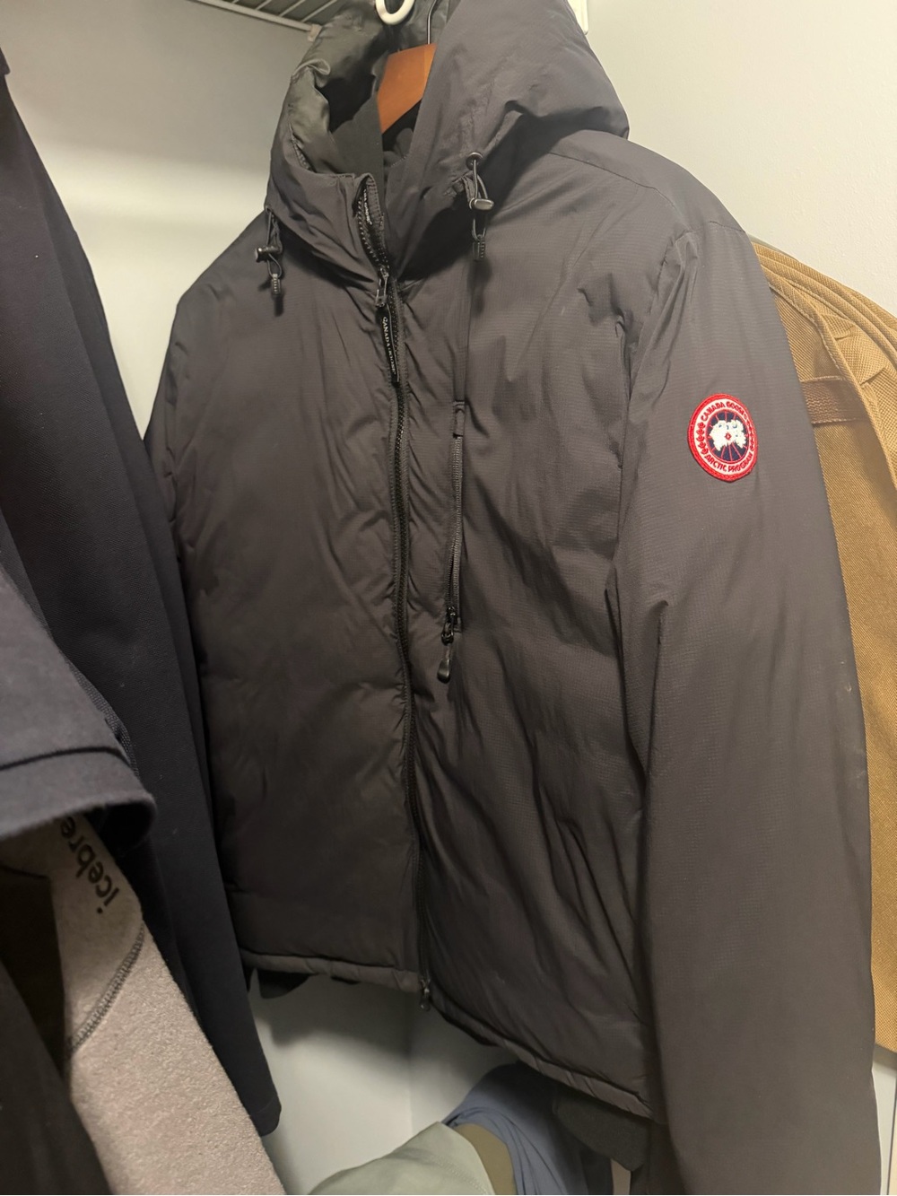 Canada Goose Men's Black Hooded Puffer Jacket with Logo Patch